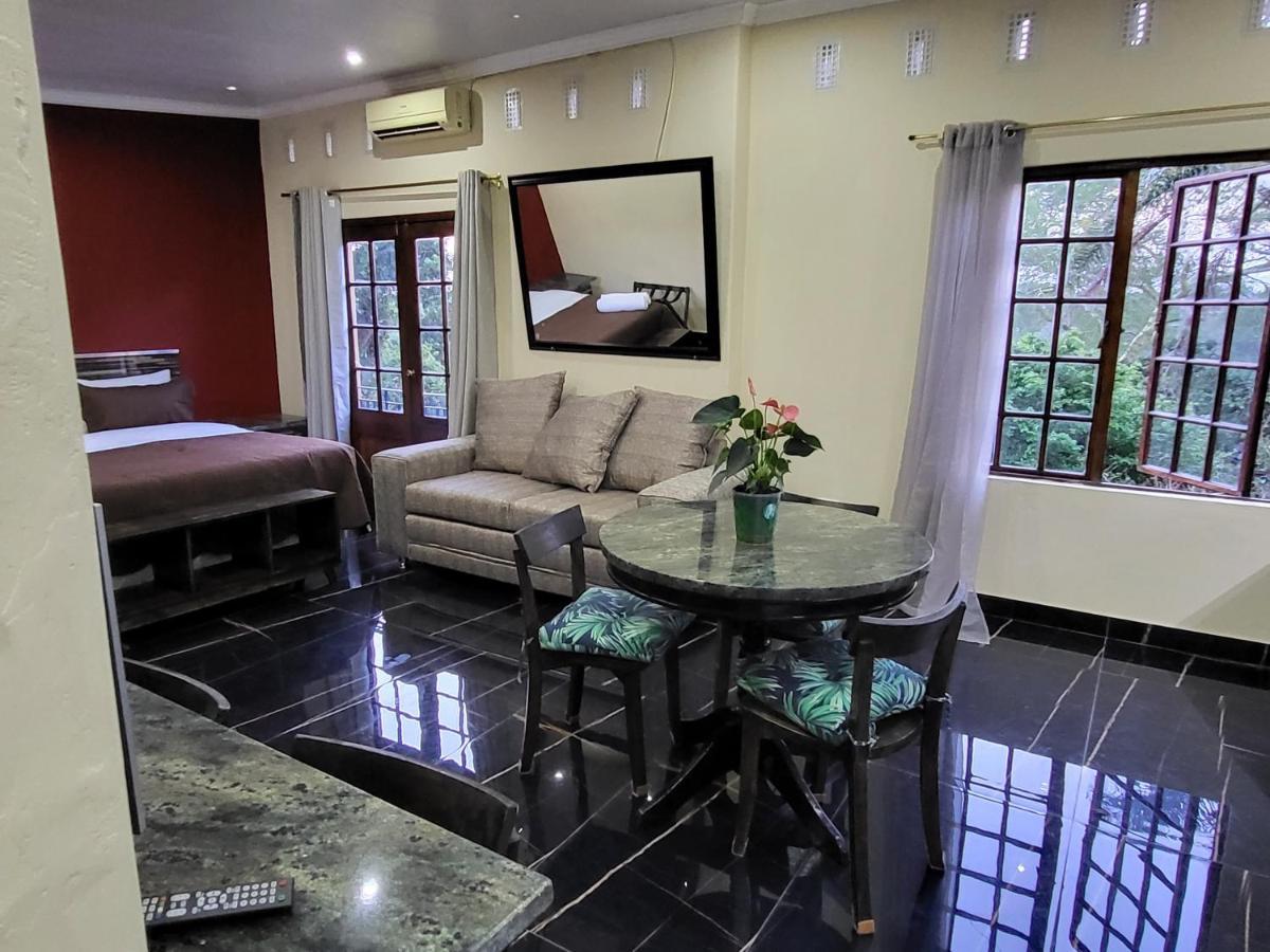 Gem Of Manor Drive Aparthotel เดอร์บัน ภายนอก รูปภาพ